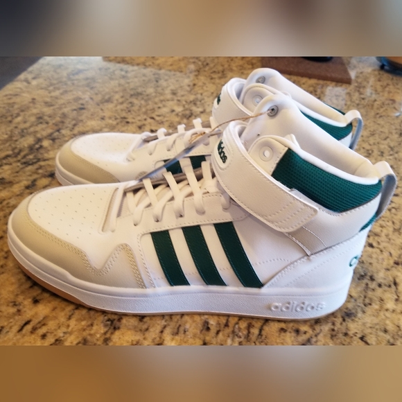 ADIDAS MEN'S POSTMOVE MID WHITE GREEN GUM BASKETBALL SHOES 11.5 NEW IN BOX & TAG - Picture 4 of 15